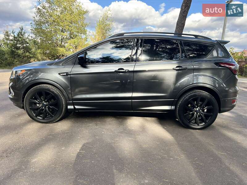 Позашляховик / Кросовер Ford Escape 2019 в Вінниці