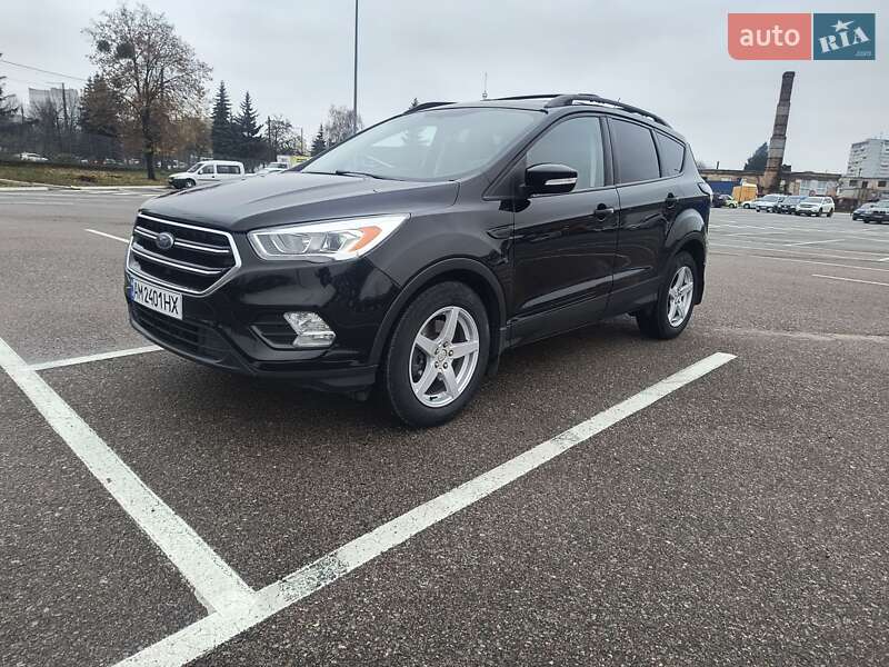 Внедорожник / Кроссовер Ford Escape 2017 в Житомире