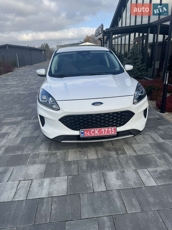 Позашляховик / Кросовер Ford Escape 2021 в Львові