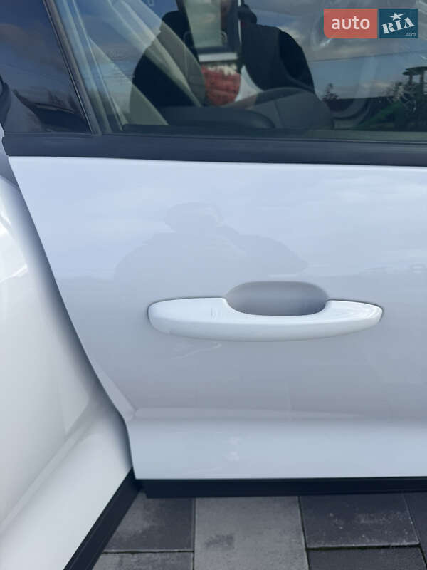 Позашляховик / Кросовер Ford Escape 2021 в Львові