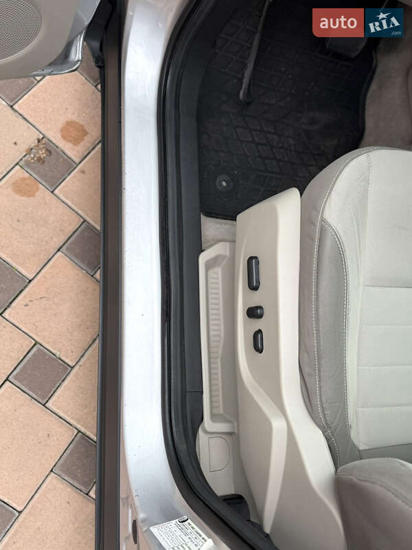 Позашляховик / Кросовер Ford Escape 2014 в Одесі фото 45 Позашляховик / Кросовер Ford Escape 2014 в Одесі