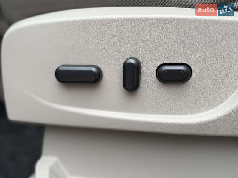 Позашляховик / Кросовер Ford Escape 2014 в Одесі фото 50 Позашляховик / Кросовер Ford Escape 2014 в Одесі