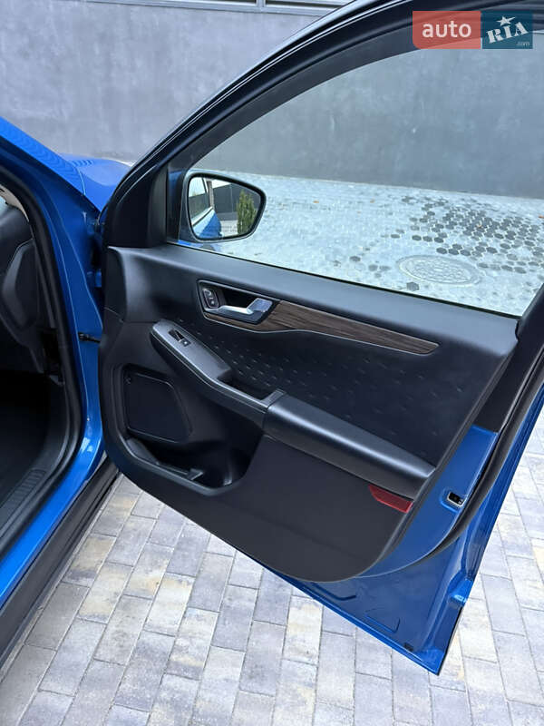 Позашляховик / Кросовер Ford Escape 2019 в Одесі