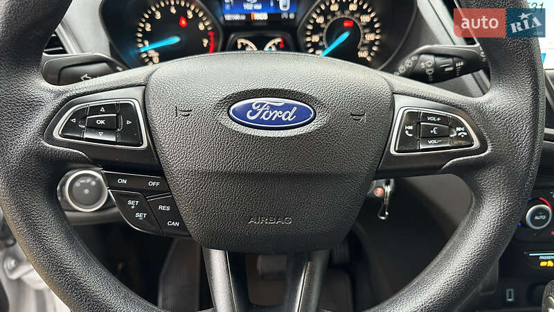 Позашляховик / Кросовер Ford Escape 2018 в Дубні