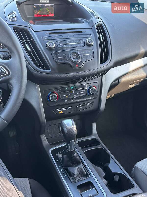 Позашляховик / Кросовер Ford Escape 2017 в Львові