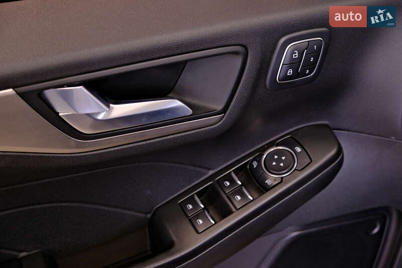 Внедорожник / Кроссовер Ford Escape 2022 в Одессе