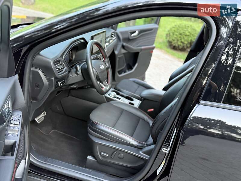 Позашляховик / Кросовер Ford Escape 2023 в Львові