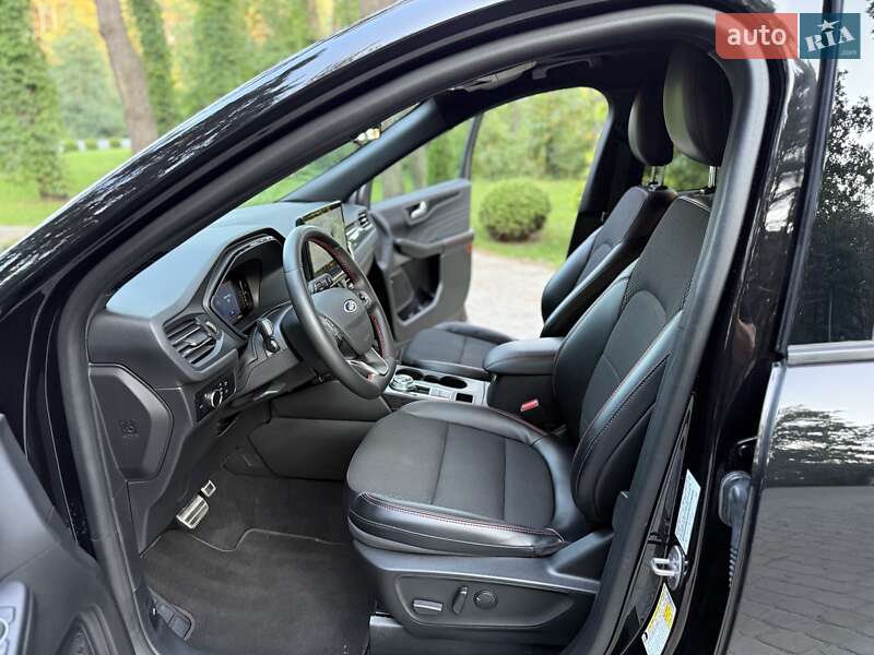 Позашляховик / Кросовер Ford Escape 2023 в Львові