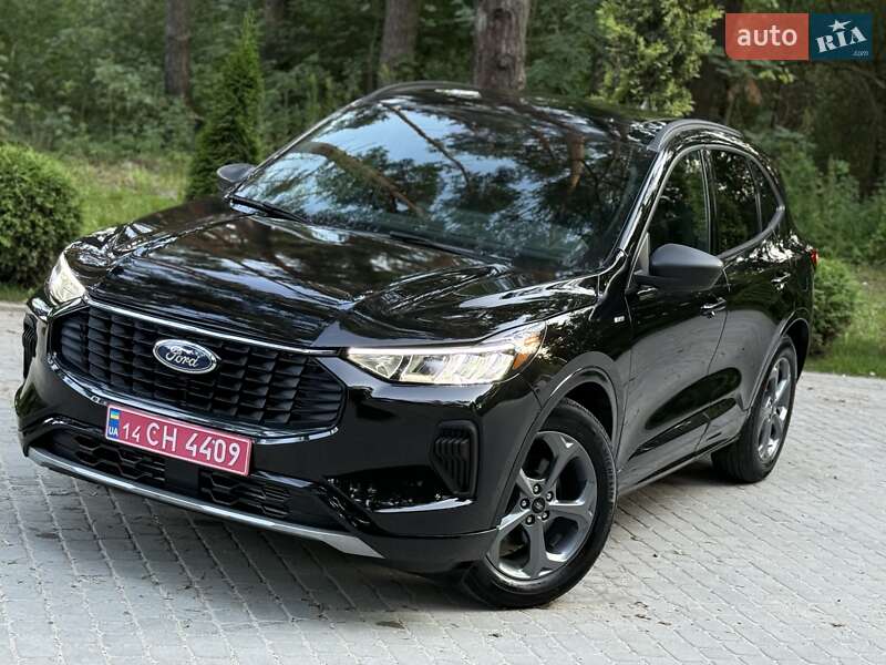 Позашляховик / Кросовер Ford Escape 2023 в Львові