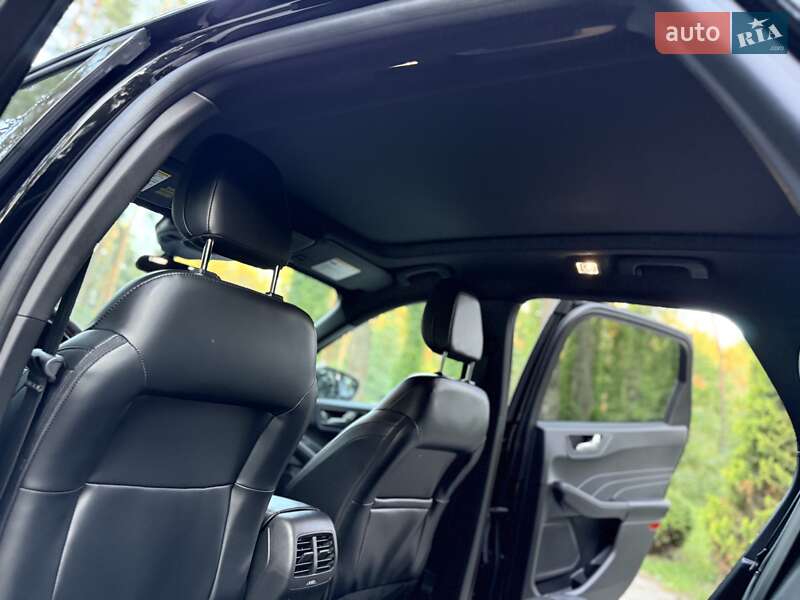 Позашляховик / Кросовер Ford Escape 2023 в Львові