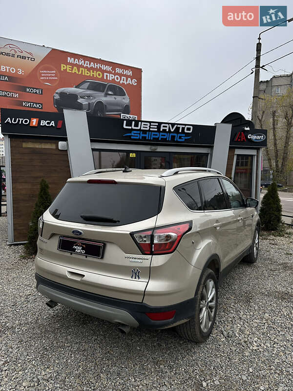 Позашляховик / Кросовер Ford Escape 2018 в Івано-Франківську