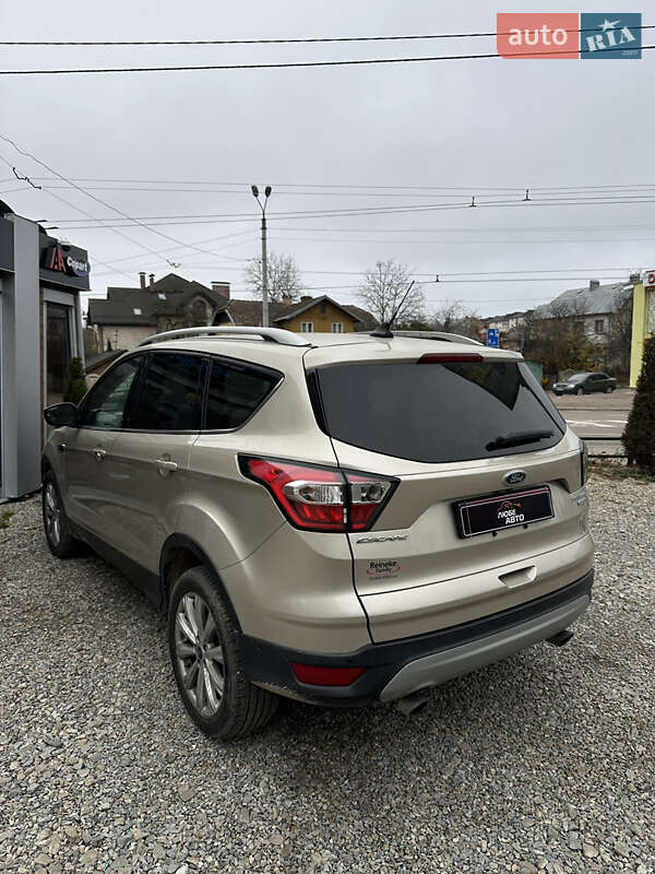 Позашляховик / Кросовер Ford Escape 2018 в Івано-Франківську