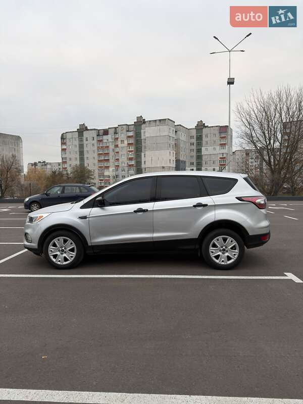 Внедорожник / Кроссовер Ford Escape 2017 в Чернигове фото 2 Внедорожник / Кроссовер Ford Escape 2017 в Чернигове
