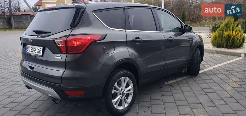Позашляховик / Кросовер Ford Escape 2019 в Трускавці