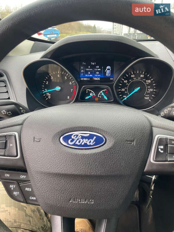 Внедорожник / Кроссовер Ford Escape 2019 в Новояворовске