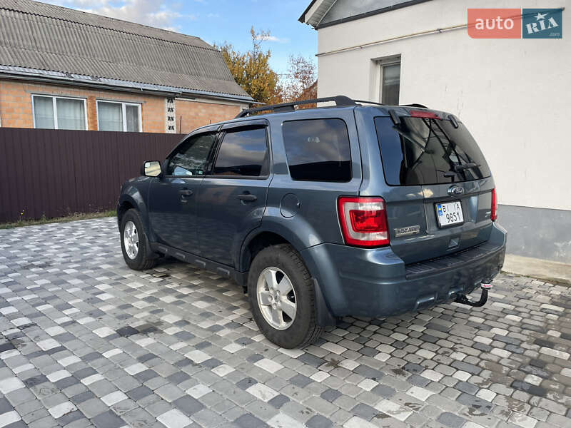 Внедорожник / Кроссовер Ford Escape 2012 в Лубнах