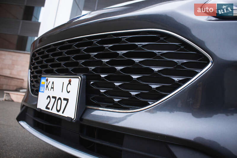 Позашляховик / Кросовер Ford Escape 2020 в Києві