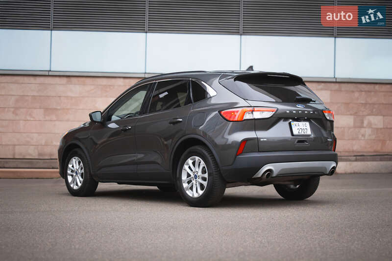 Позашляховик / Кросовер Ford Escape 2020 в Києві