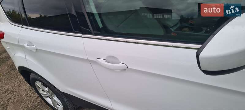 Внедорожник / Кроссовер Ford Escape 2014 в Радехове