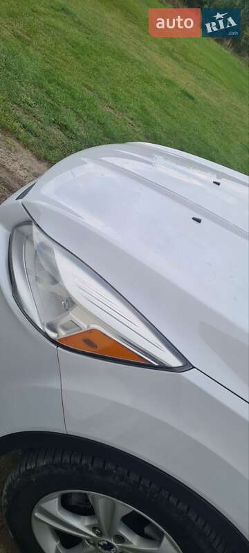 Внедорожник / Кроссовер Ford Escape 2014 в Радехове