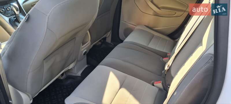 Внедорожник / Кроссовер Ford Escape 2014 в Радехове