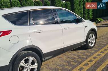 Внедорожник / Кроссовер Ford Escape 2014 в Радехове