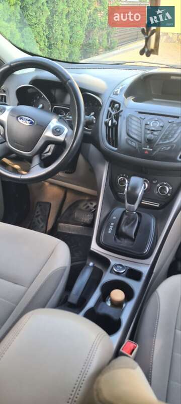 Внедорожник / Кроссовер Ford Escape 2014 в Радехове