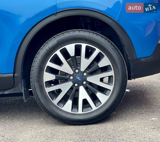 Внедорожник / Кроссовер Ford Escape 2020 в Житомире