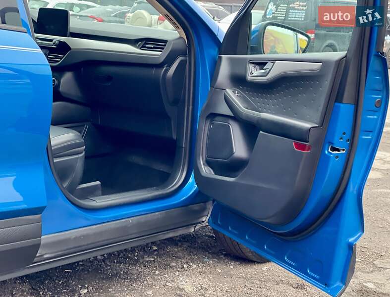 Внедорожник / Кроссовер Ford Escape 2020 в Житомире