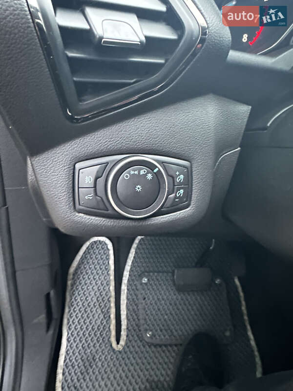 Позашляховик / Кросовер Ford Escape 2017 в Івано-Франківську фото 14 Позашляховик / Кросовер Ford Escape 2017 в Івано-Франківську