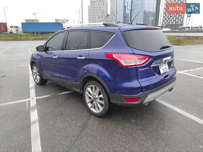 Позашляховик / Кросовер Ford Escape 2015 в Києві