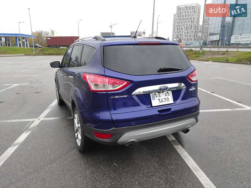 Позашляховик / Кросовер Ford Escape 2015 в Києві