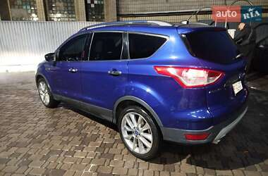 Позашляховик / Кросовер Ford Escape 2015 в Києві