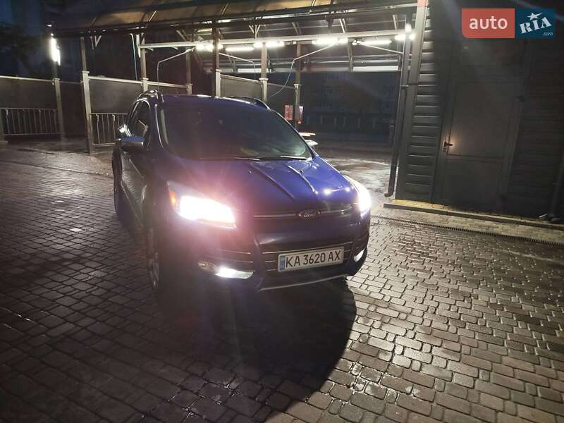 Позашляховик / Кросовер Ford Escape 2015 в Києві