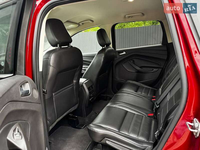 Внедорожник / Кроссовер Ford Escape 2019 в Иршаве