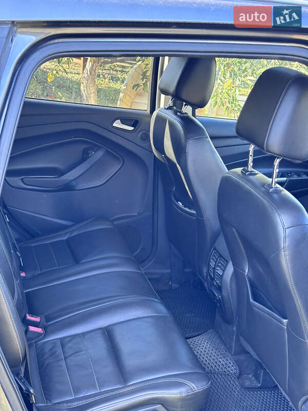 Позашляховик / Кросовер Ford Escape 2014 в Черкасах