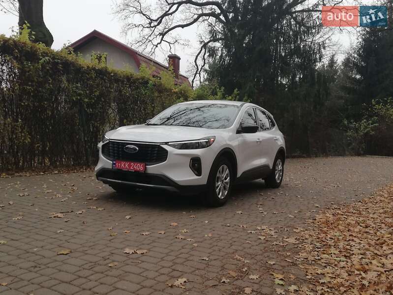 Внедорожник / Кроссовер Ford Escape 2023 в Львове