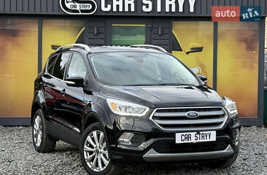 Позашляховик / Кросовер Ford Escape 2016 в Стрию