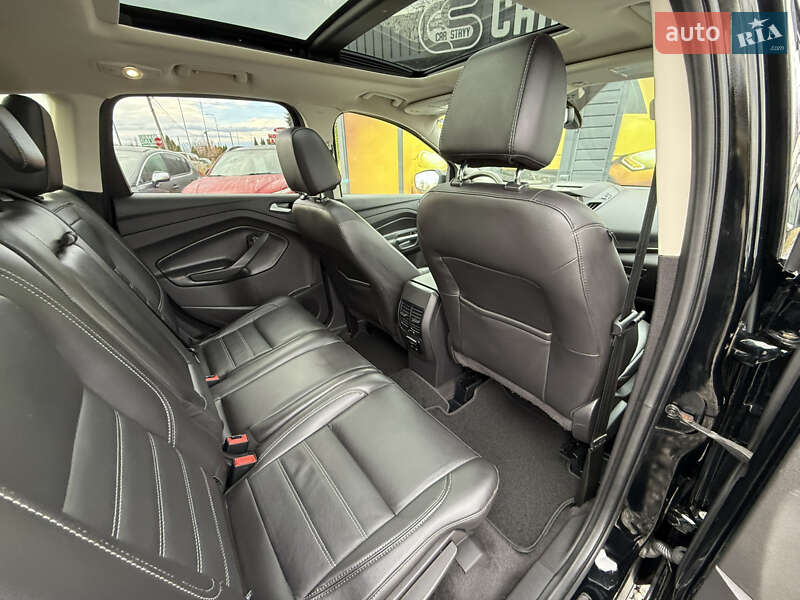 Позашляховик / Кросовер Ford Escape 2016 в Стрию