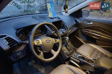Позашляховик / Кросовер Ford Escape 2015 в Дніпрі