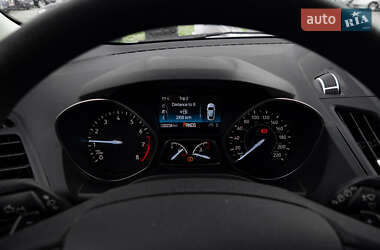 Внедорожник / Кроссовер Ford Escape 2017 в Львове