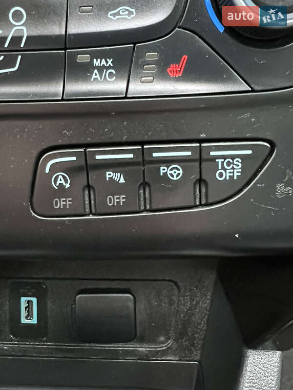 Позашляховик / Кросовер Ford Escape 2019 в Одесі фото 49 Позашляховик / Кросовер Ford Escape 2019 в Одесі