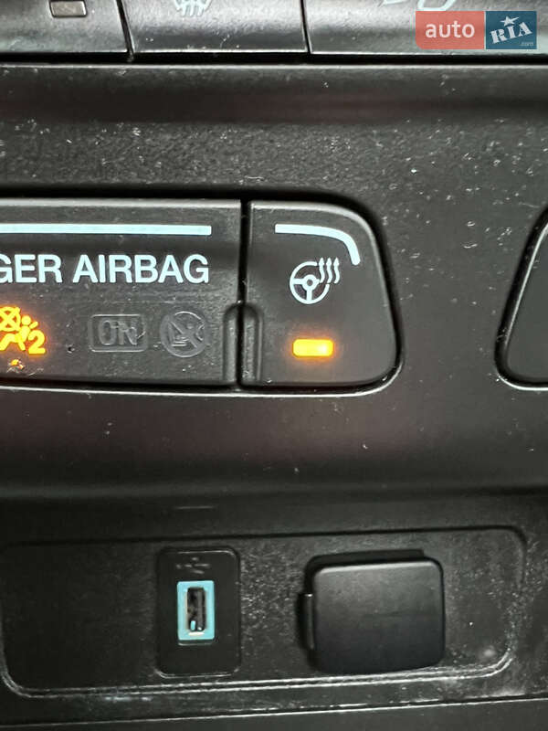 Позашляховик / Кросовер Ford Escape 2019 в Одесі фото 50 Позашляховик / Кросовер Ford Escape 2019 в Одесі