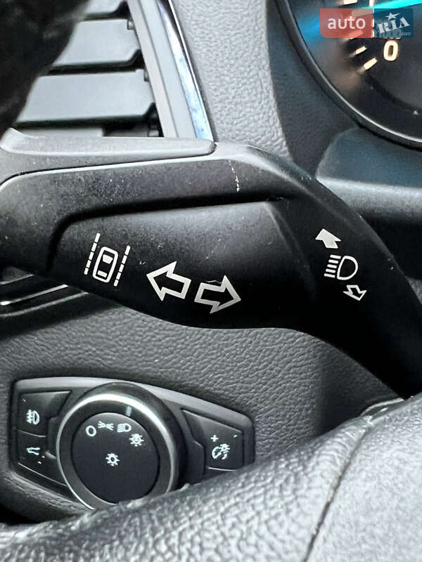 Позашляховик / Кросовер Ford Escape 2019 в Одесі фото 54 Позашляховик / Кросовер Ford Escape 2019 в Одесі