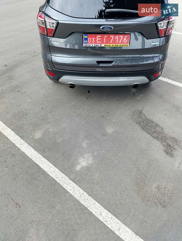 Внедорожник / Кроссовер Ford Escape 2018 в Смыге фото 13 Внедорожник / Кроссовер Ford Escape 2018 в Смыге