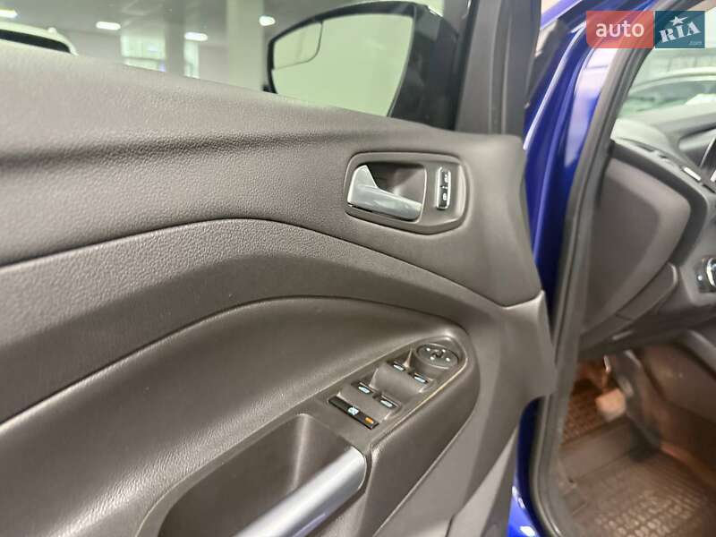 Позашляховик / Кросовер Ford Escape 2013 в Полтаві фото 10 Позашляховик / Кросовер Ford Escape 2013 в Полтаві