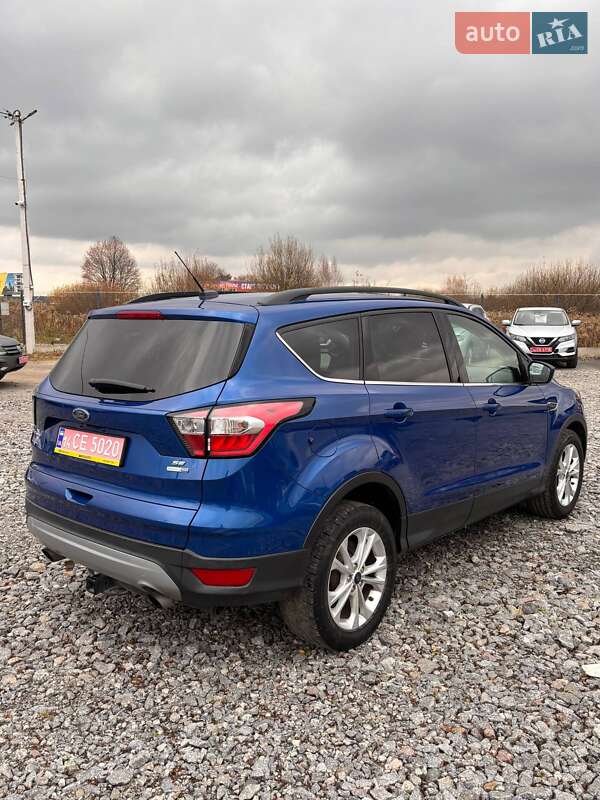 Внедорожник / Кроссовер Ford Escape 2018 в Львове
