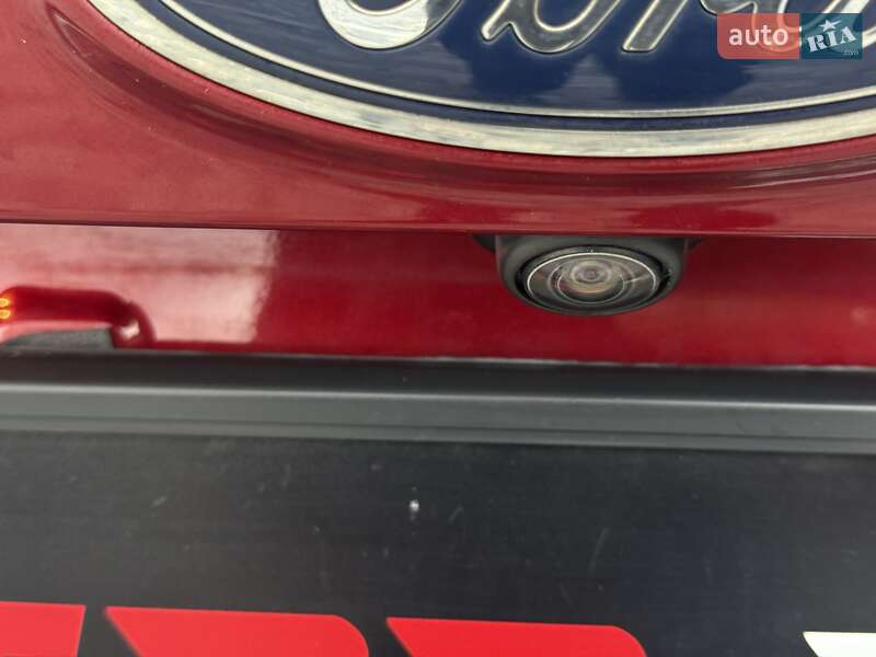 Позашляховик / Кросовер Ford Escape 2018 в Львові