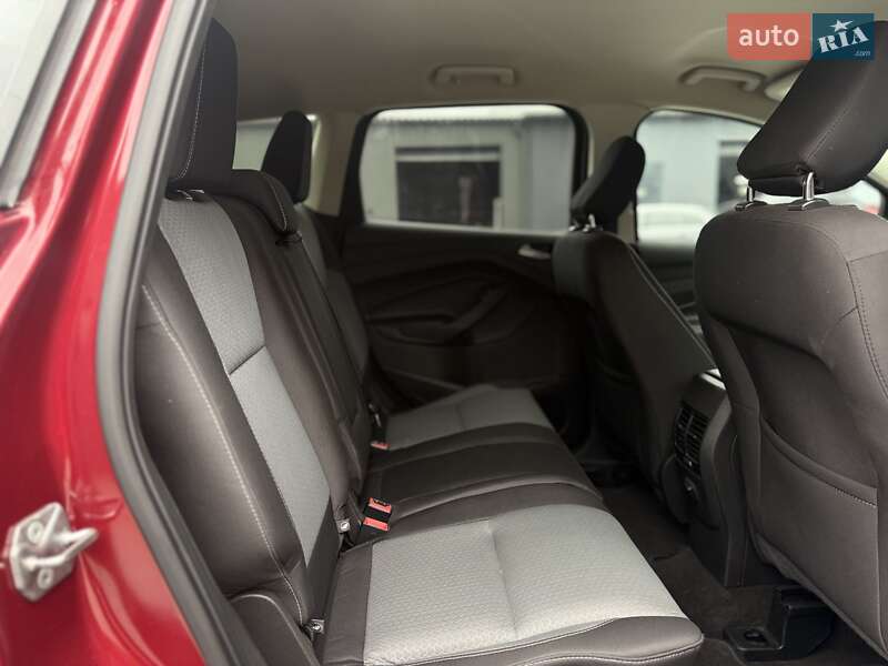 Позашляховик / Кросовер Ford Escape 2018 в Львові