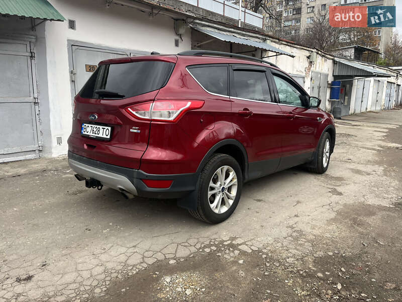Внедорожник / Кроссовер Ford Escape 2016 в Львове